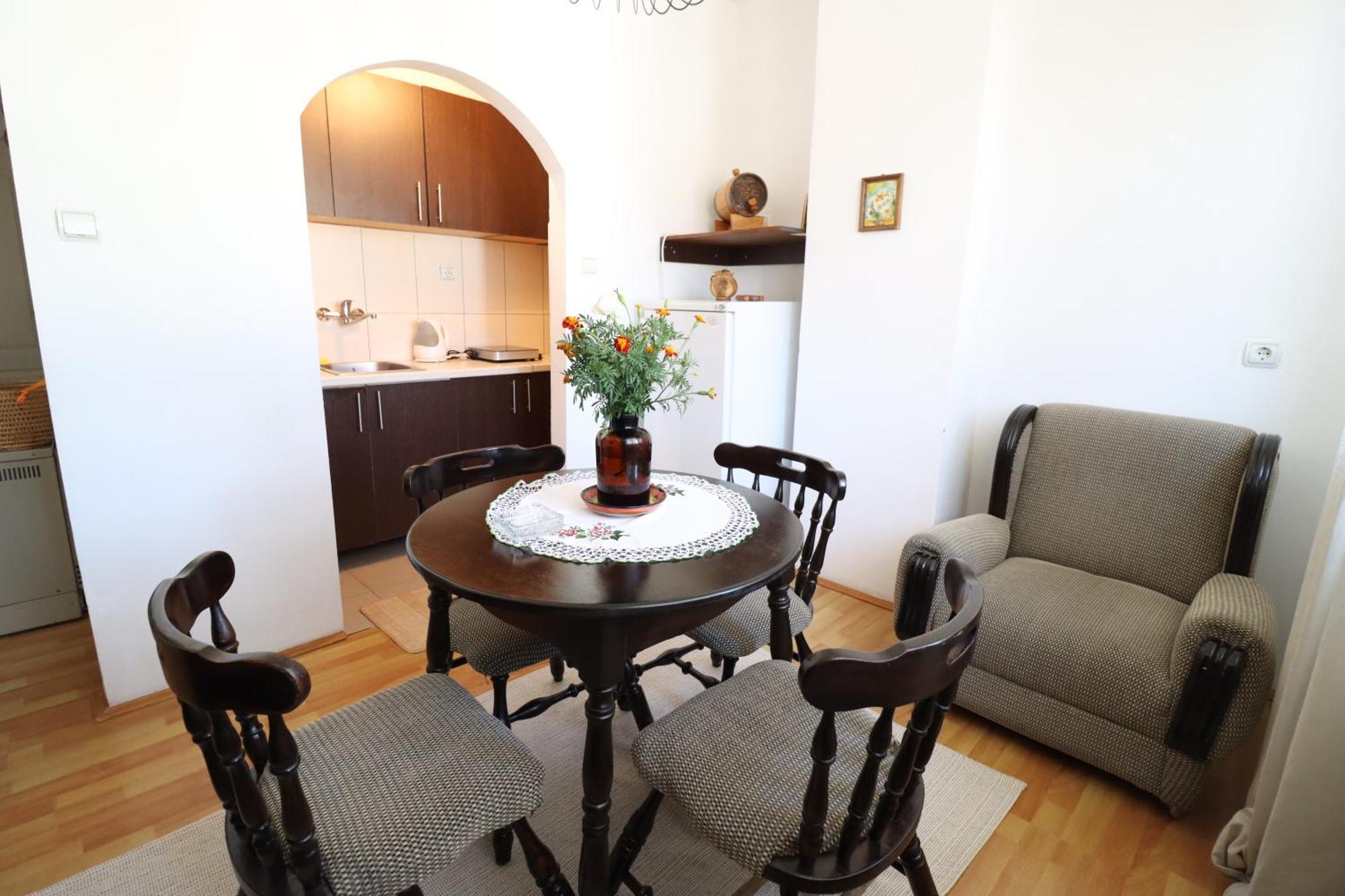 Faris Apartment โดนยี มิลาโนวัซ ภายนอก รูปภาพ