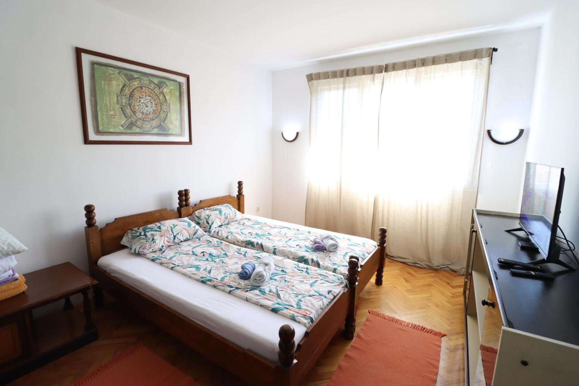 Faris Apartment โดนยี มิลาโนวัซ ภายนอก รูปภาพ