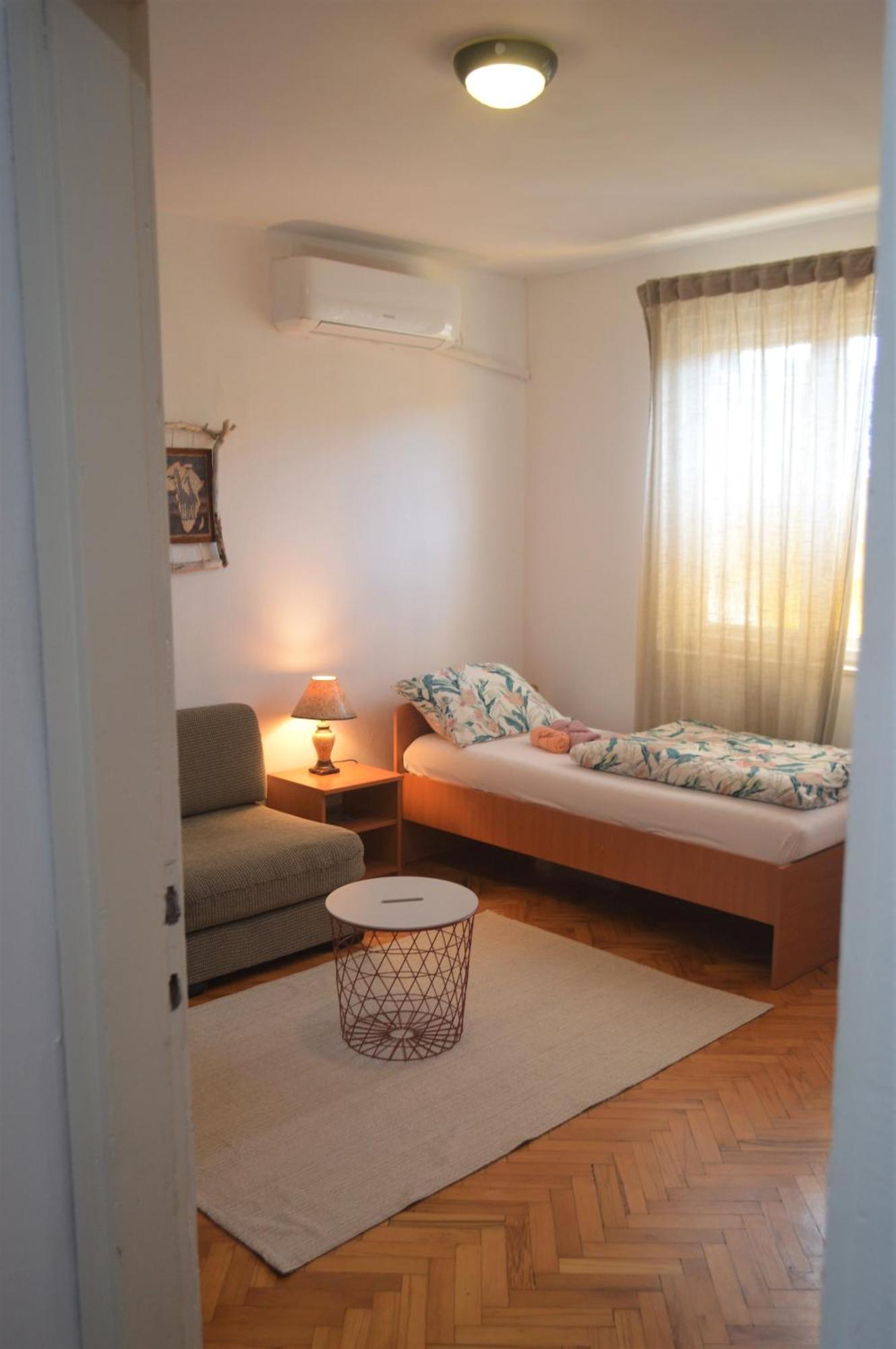 Faris Apartment โดนยี มิลาโนวัซ ภายนอก รูปภาพ
