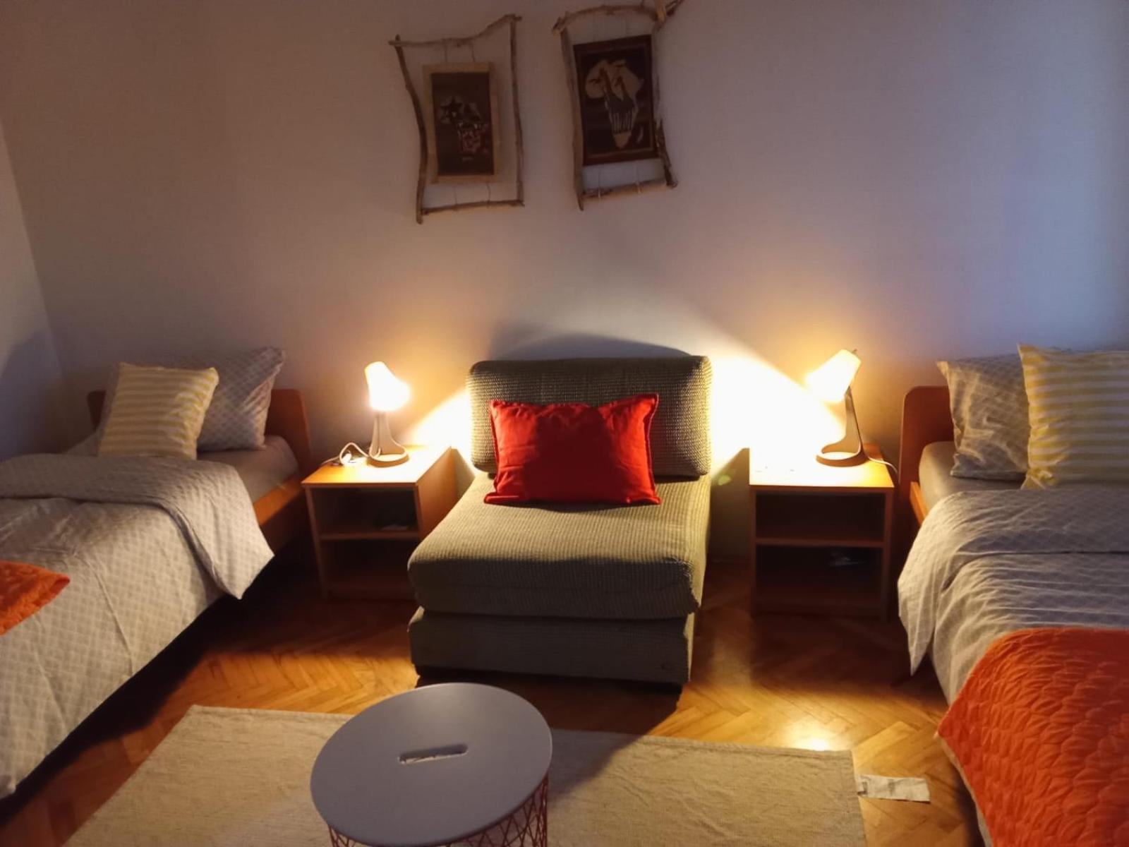Faris Apartment โดนยี มิลาโนวัซ ภายนอก รูปภาพ
