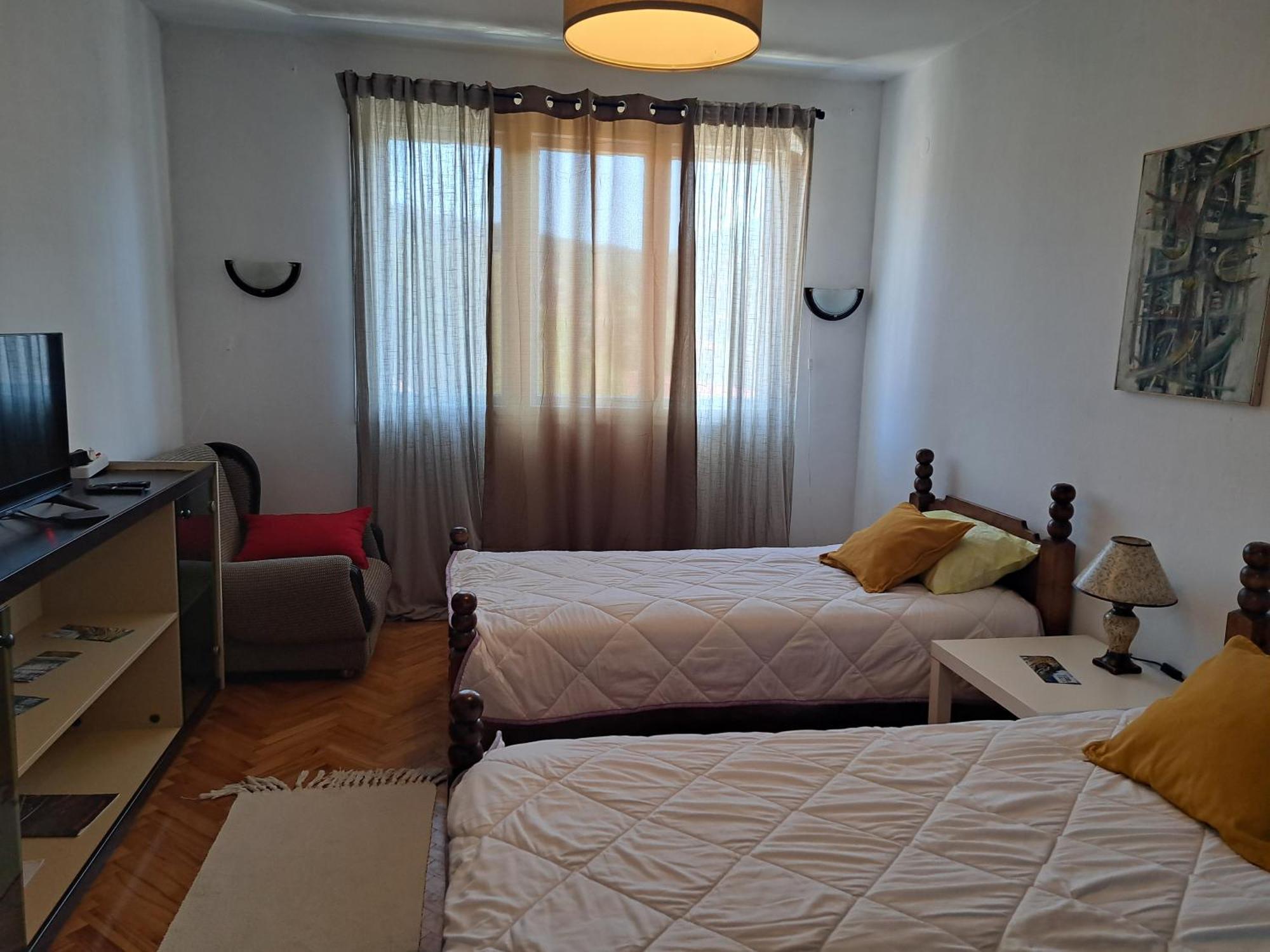Faris Apartment โดนยี มิลาโนวัซ ภายนอก รูปภาพ