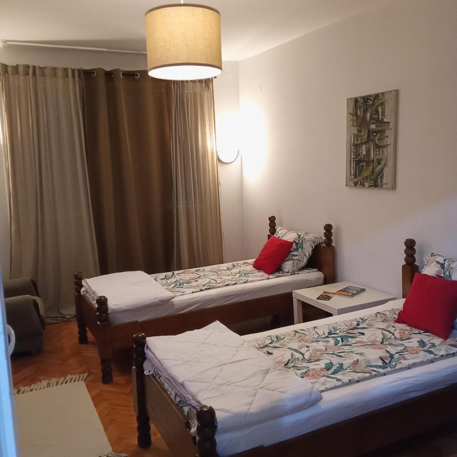 Faris Apartment โดนยี มิลาโนวัซ ภายนอก รูปภาพ